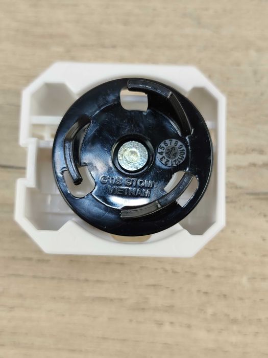 Beyblade X Scythe Incendio 4-60T Zestaw startowy 8+