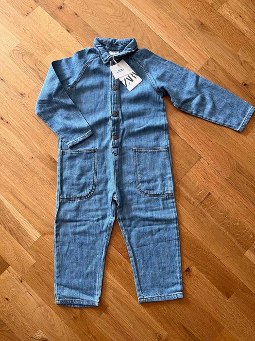 Zara. Kombinezon dźinsowy. 110