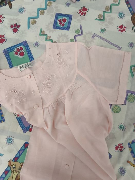 2 Camisas de noite e 1 robe