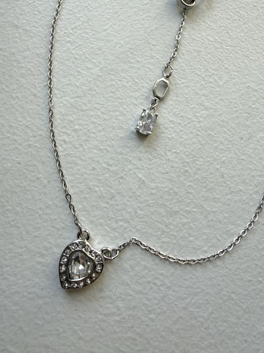 Colar Prateado Swarovski Ariana Grande Coração