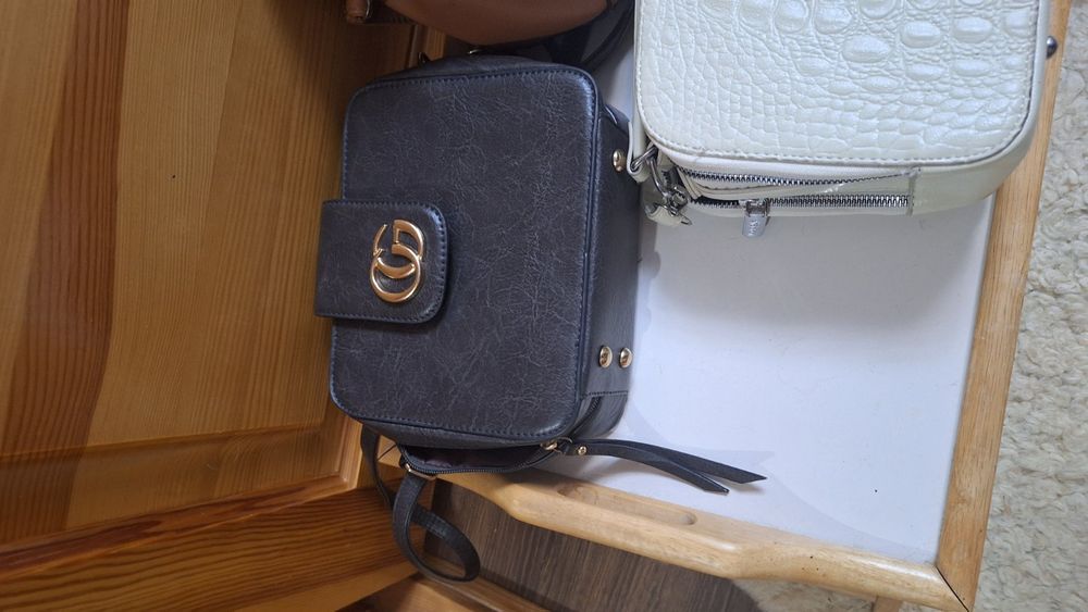 Продам сумки жіночі