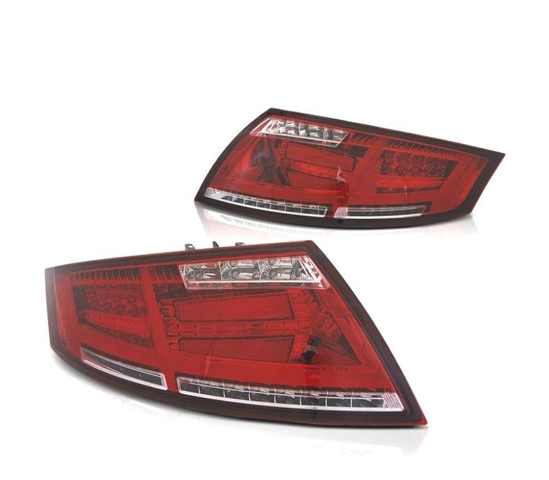 FAROLINS TRASEIROS AUDI TT LIGHT BAR 06-14 VERMELHO CROMADO