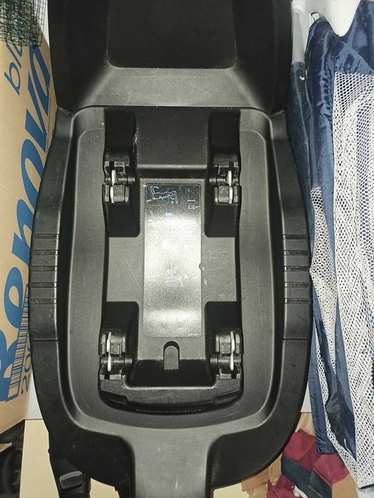 Base isofix + cadeira auto bebé confort