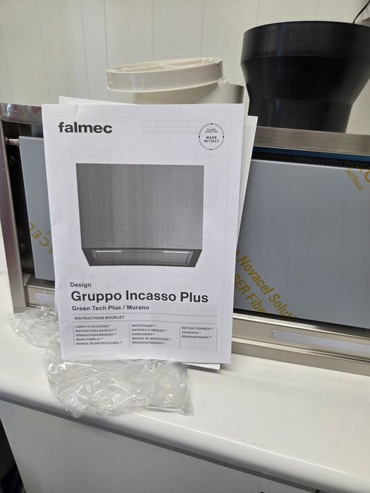 Okap podszafkowy Falmec