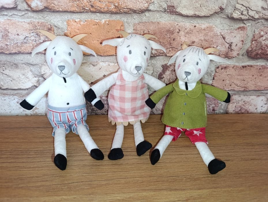 Zestaw trzech  piszczących maskotek   kóz kózek z Ikea