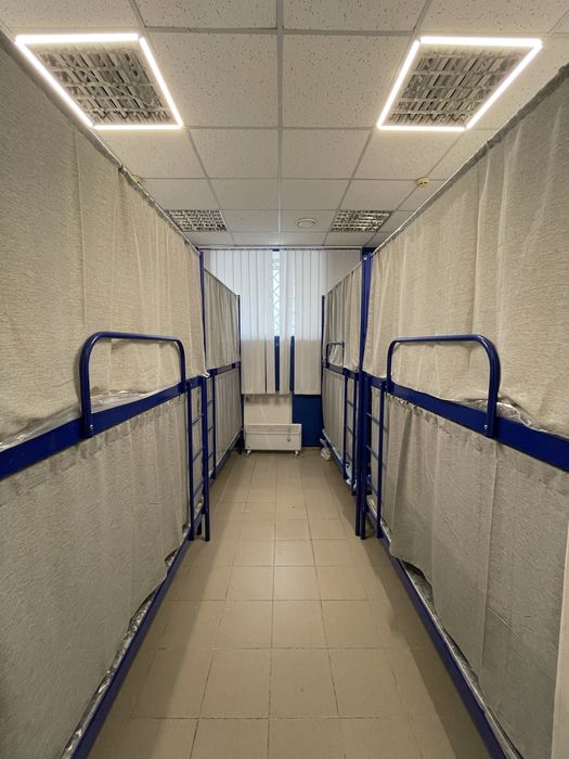 2000грн в месяц общежитие/комната Киев метро   5  минуты пешком