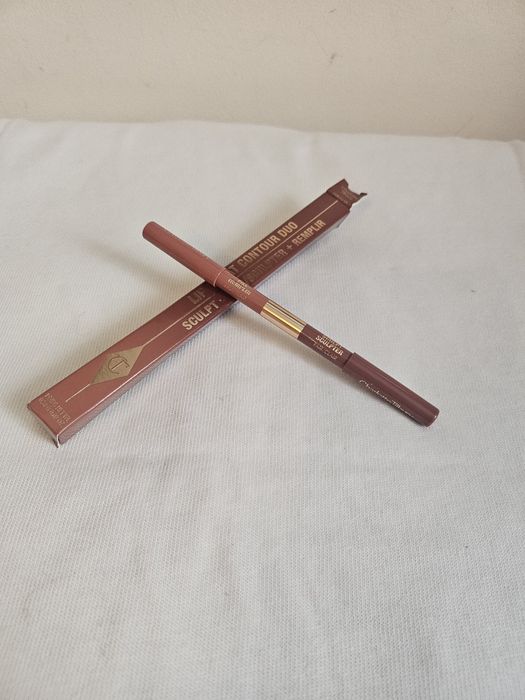 Konturówka podwójna do ust Charlotte Tilbury