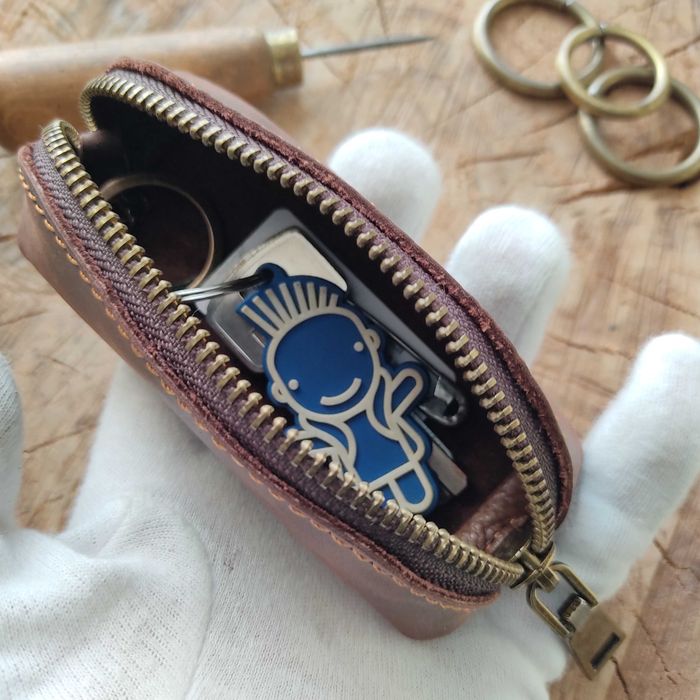 Ключниця. Шкіра. Ручна робота.