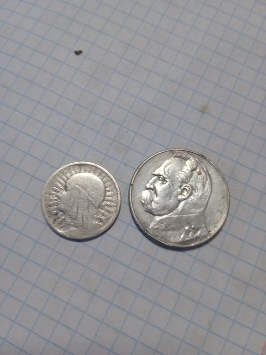 Монети 2 і 5 злотих Польща.