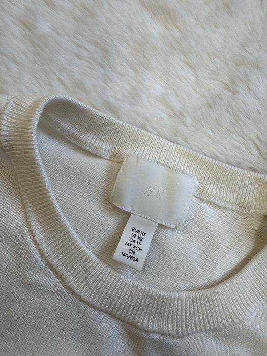 Футболка біла з чорним H&M S