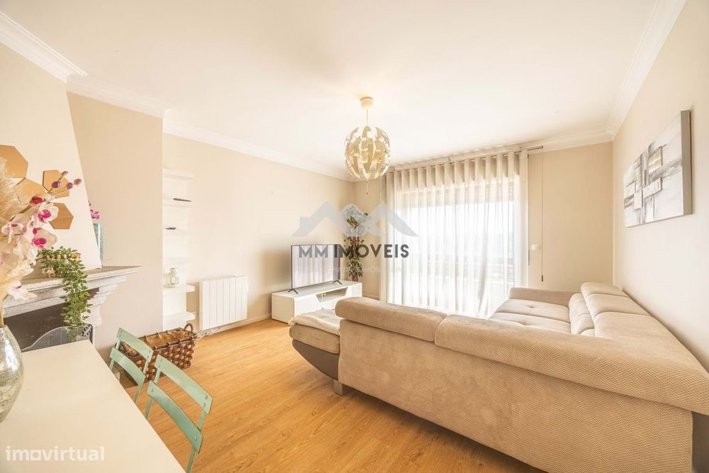 Apartamento T3 | Duplex | Mobilado | Vila Nova de Gaia | Varandas | Ga