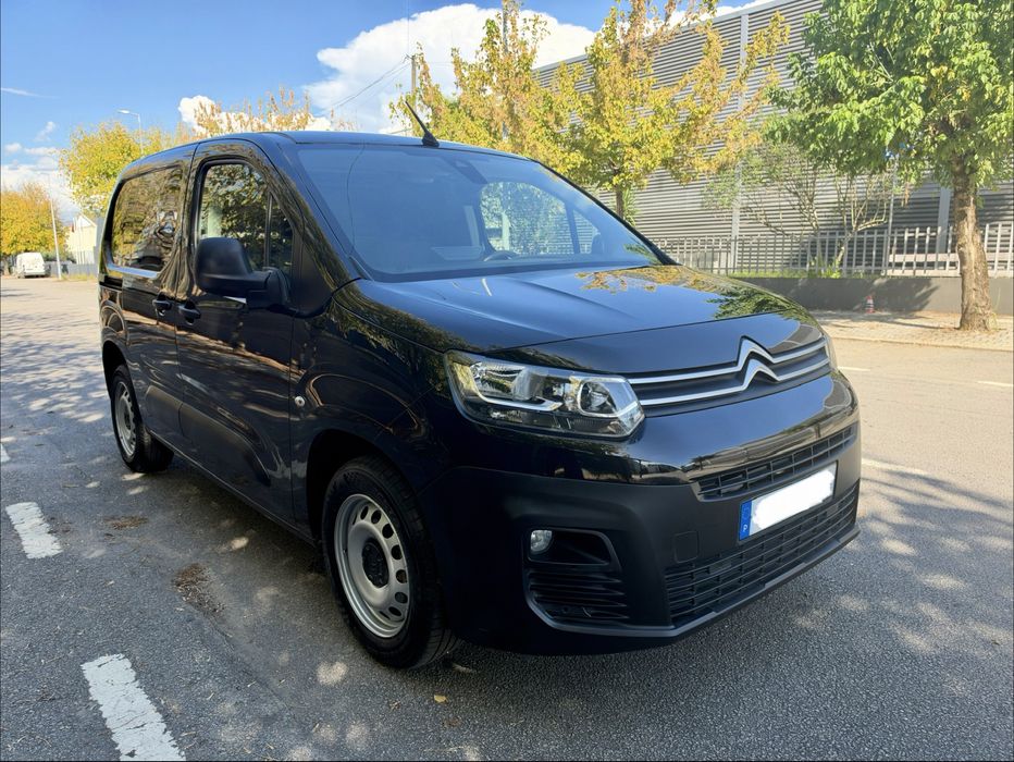 Citroen Berlingo 1.6 Hdi 100cv GPS/Câmaras/3lugs.
