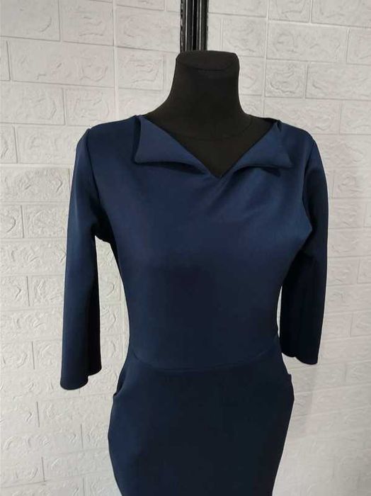 Sukienka rozmiar m koktajlowa cena 18 zł