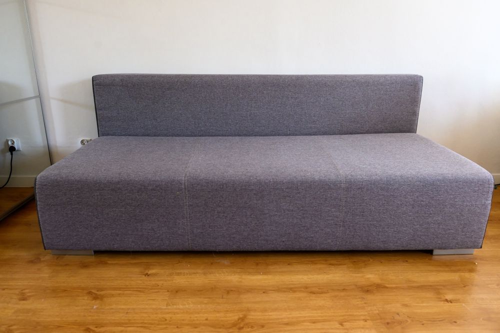 Sofa rozkładana w bardzo dobrym stanie