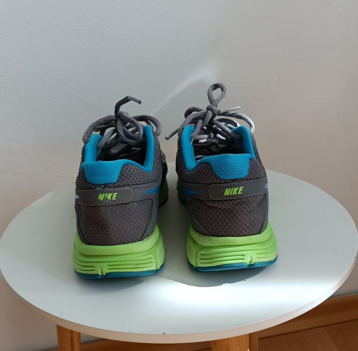 Nike - Revolution 2 buty sportowe unisex rozmiar 37,5