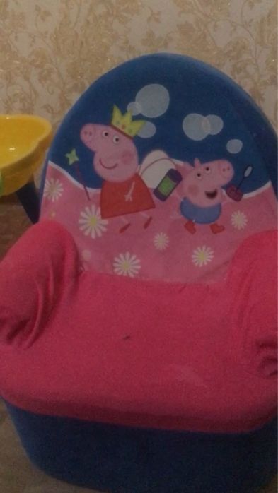 Дитячий стільчик