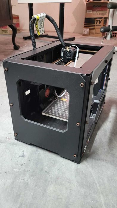 Impressora 3D Makerbot Replicator 2
