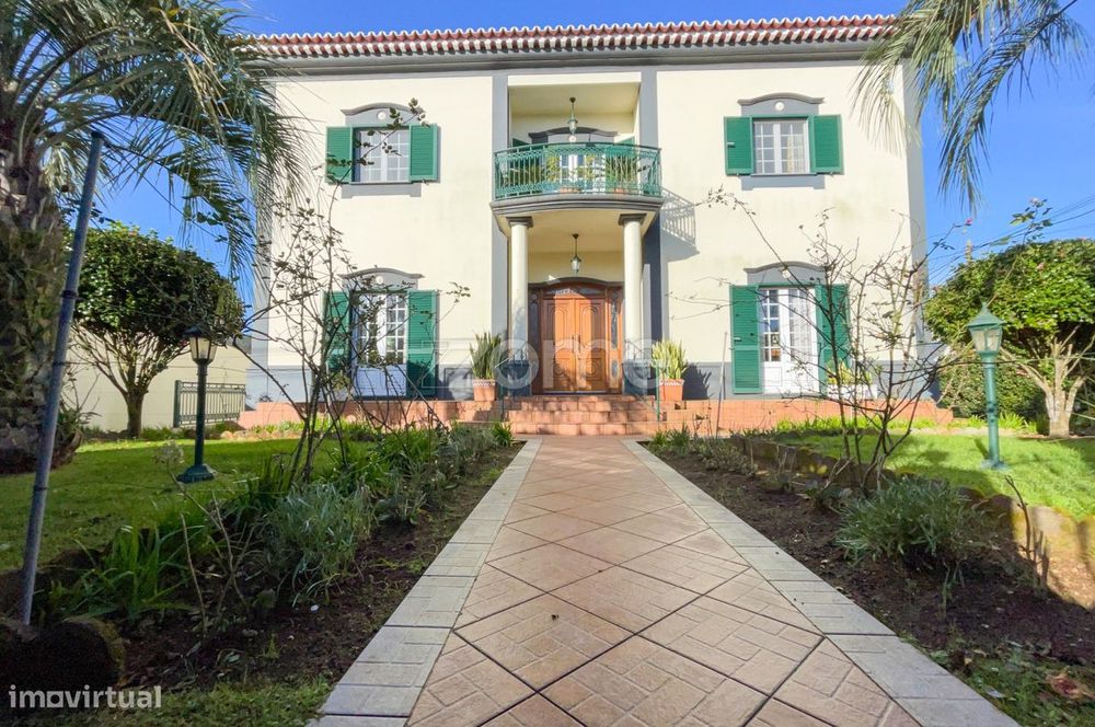 Moradia T4 - Pico da Pedra