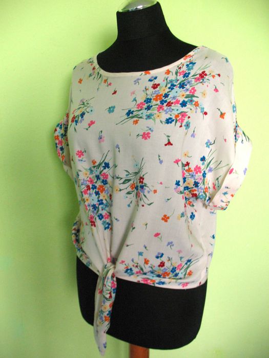 Bluzka - cienka - 40 L biust 108 cm