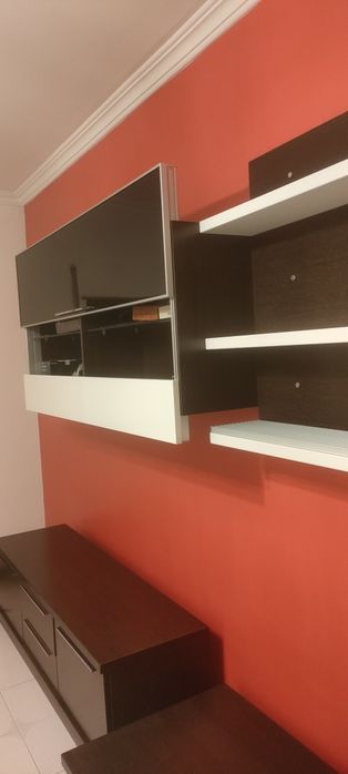 vendo moveis sala muito bom estado ,também tenha mesa da cosinha