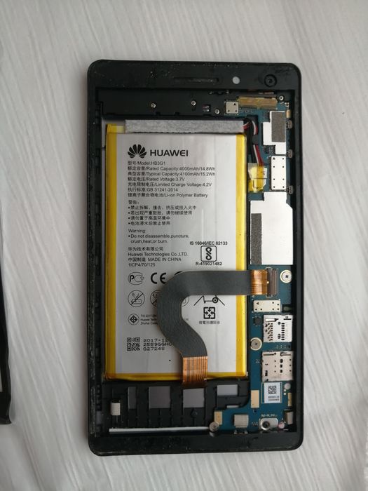 Huawei MediaPad T3 7", модель BG2-U01, 3G і сім картою.