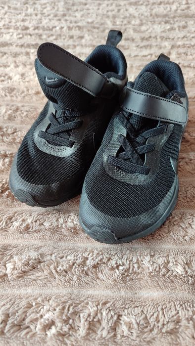 Кросівки 28рр.
Нові.
Довжина устілки 18см.