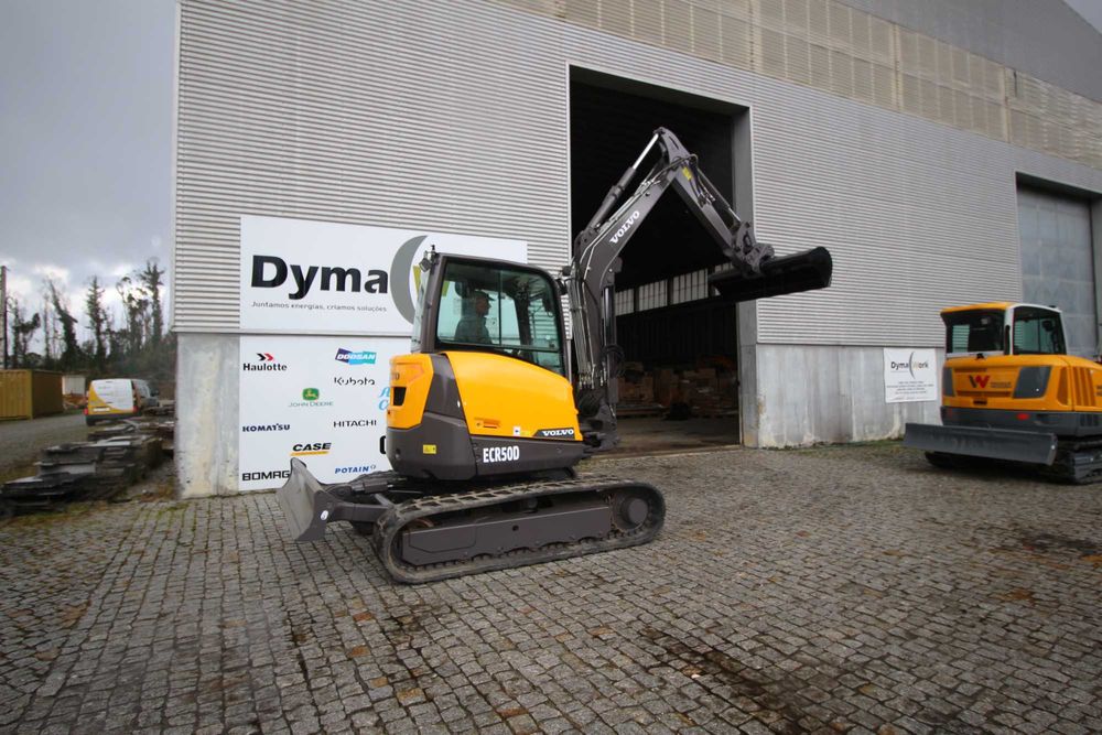 Minigiratória de  Rastos VOLVO ECR 50 como nova