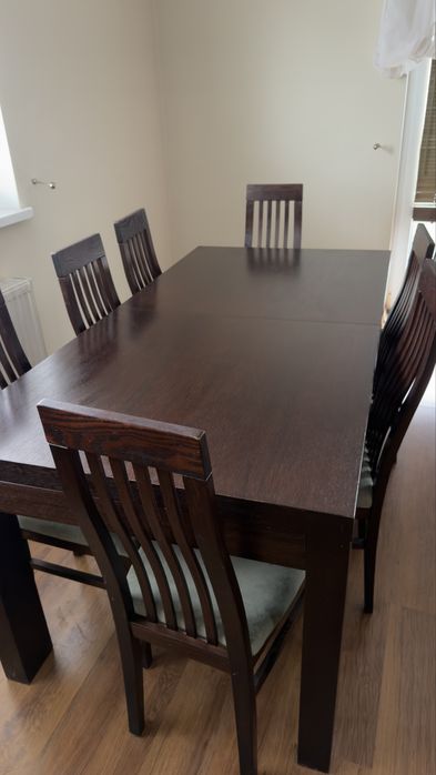 Stół drewniany w zestawie z krzesłami, solidny!!