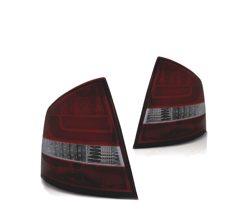 FAROLINS TRASEIROS PARA SKODA OCTAVIA 04-08 LIGHT BAR VERMELHO FUMADO