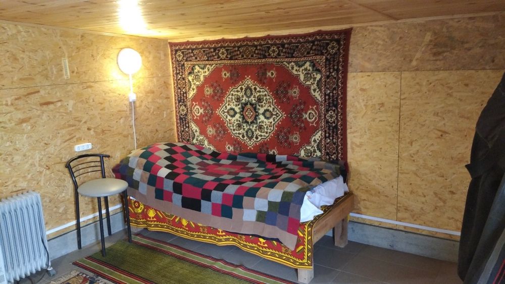 Літній будинок з озером. Дударків. Бориспільський район.