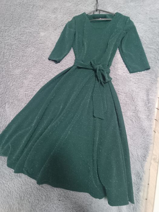 Плаття жіноче, зелене плаття