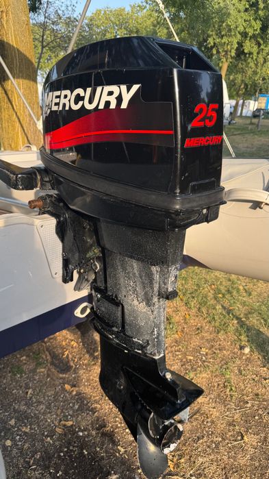 Silnik Mercury 25 rumpel dwusuw, z krótką stopa
