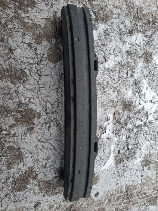 Продам задній уселитель бампера.