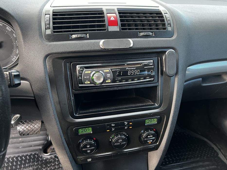 Skoda Octavia A5 АВТОМАТ Бенз/Газ