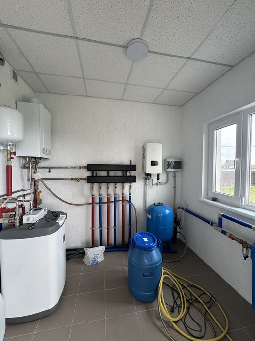 Сучасний будинок в Літочках, Киівськоі обл.