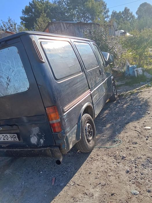 Vendo Ford Transit para peças
