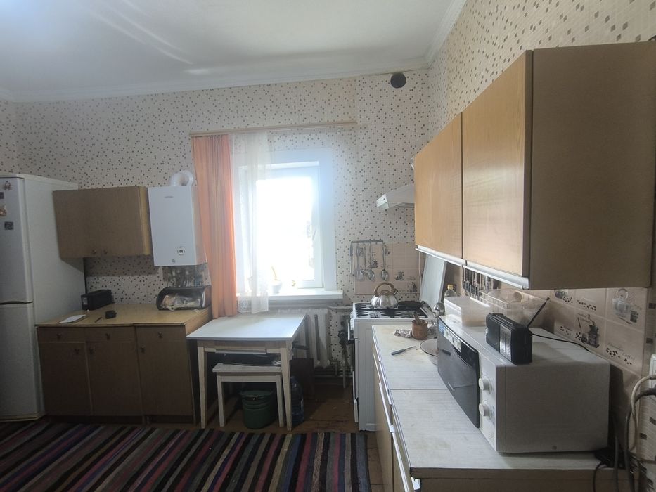 Продається будинок вул Червона Рута