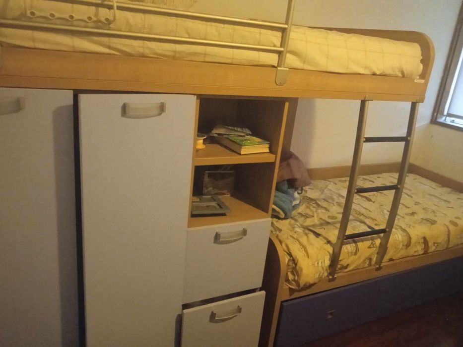 quartos menina e menino (beliche) 200€ cada