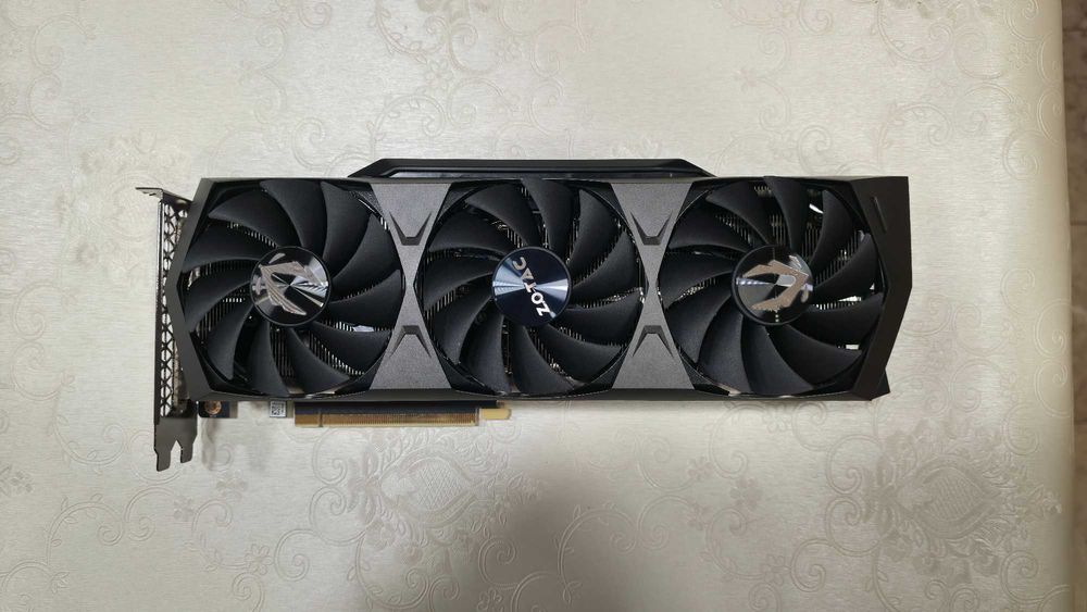 Vendo ZOTAC Gaming GeForce RTX 3070 Ti Trinity OC 8GB64738287784195122