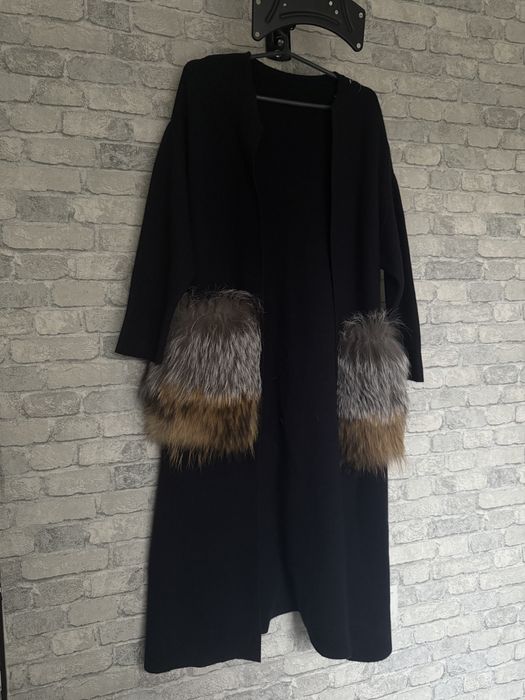 Новый шерстяной кардиган с натуральным мехом