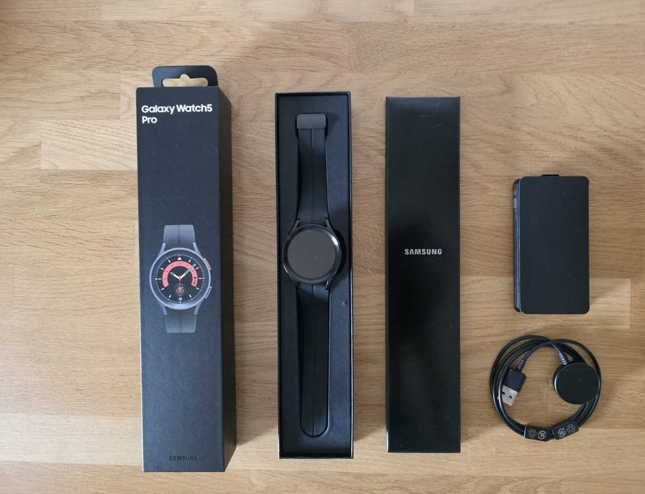 Smartwatch Zegarek Samsung Watch 5 Pro R920 / 45mm czarny-uszkodzony ...
