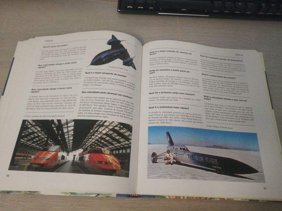 Records and Curiosities + 1,000 Questions and Answers64741220678275122