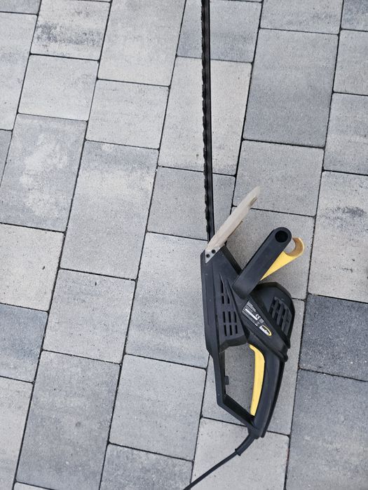 Nożyce do żywopłotu elektryczne leader