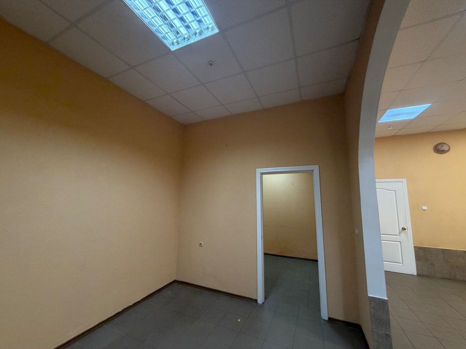 Здам приміщення в оренду Центр ринку Подільськ 57,3 м.кв.