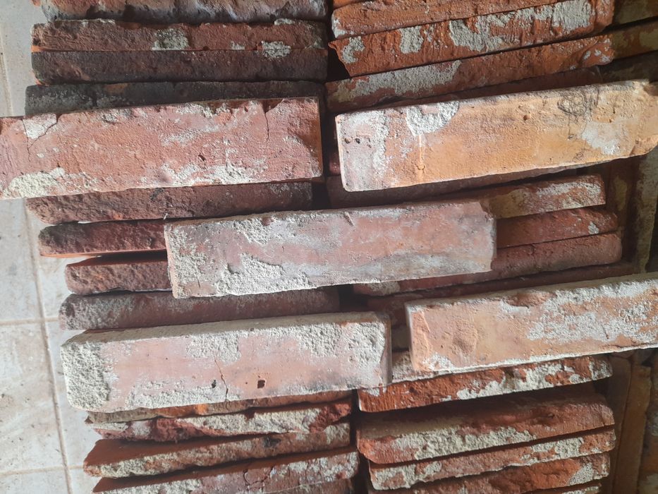 Lica z cegły wyprzedaż
