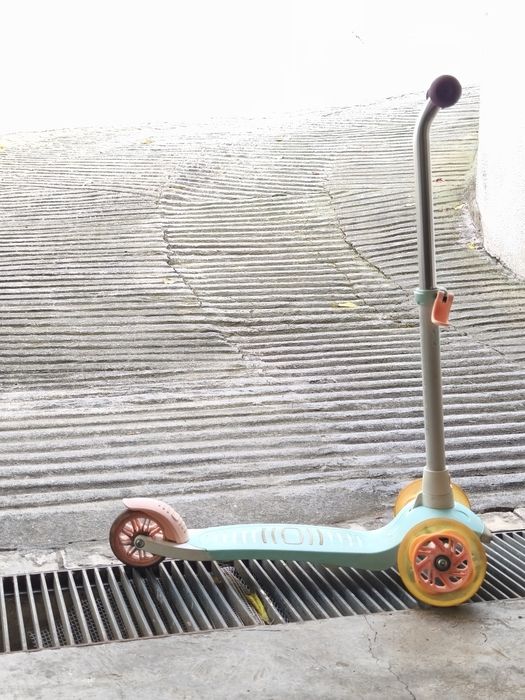 Bicicleta e trotinete