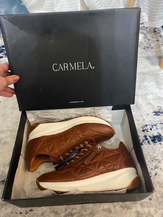 Tenis em Pele Carmela