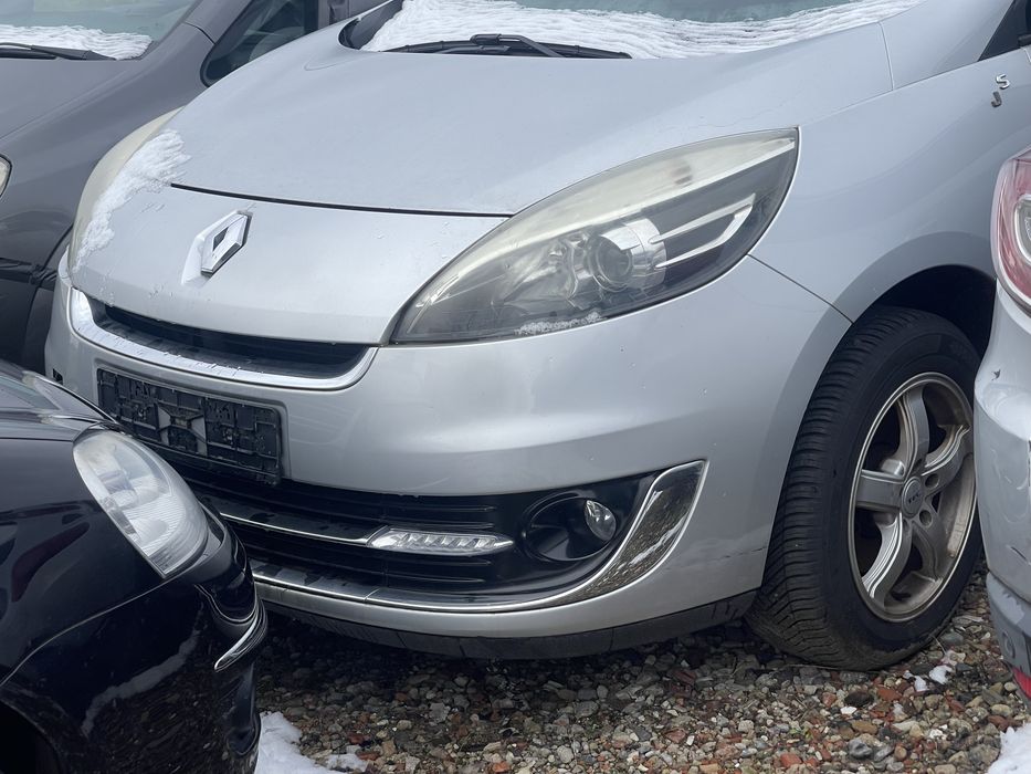 Авторозборка сценік 3 ресталінг запчастини двигун ляда двері фара стоп