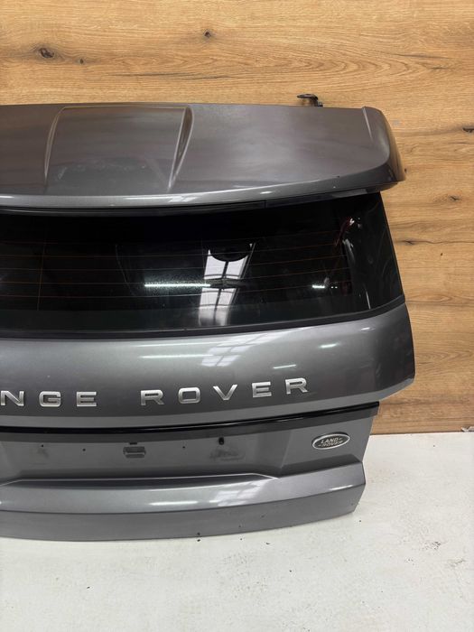 klapa bagażnika range rover evoque