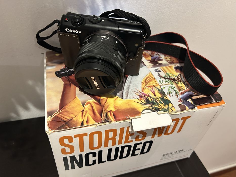 Maquina fotografica canon M100